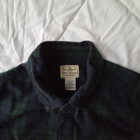 L.L. Bean Men's Navy and Forest Plaid Shirt - Picture 2 of 2